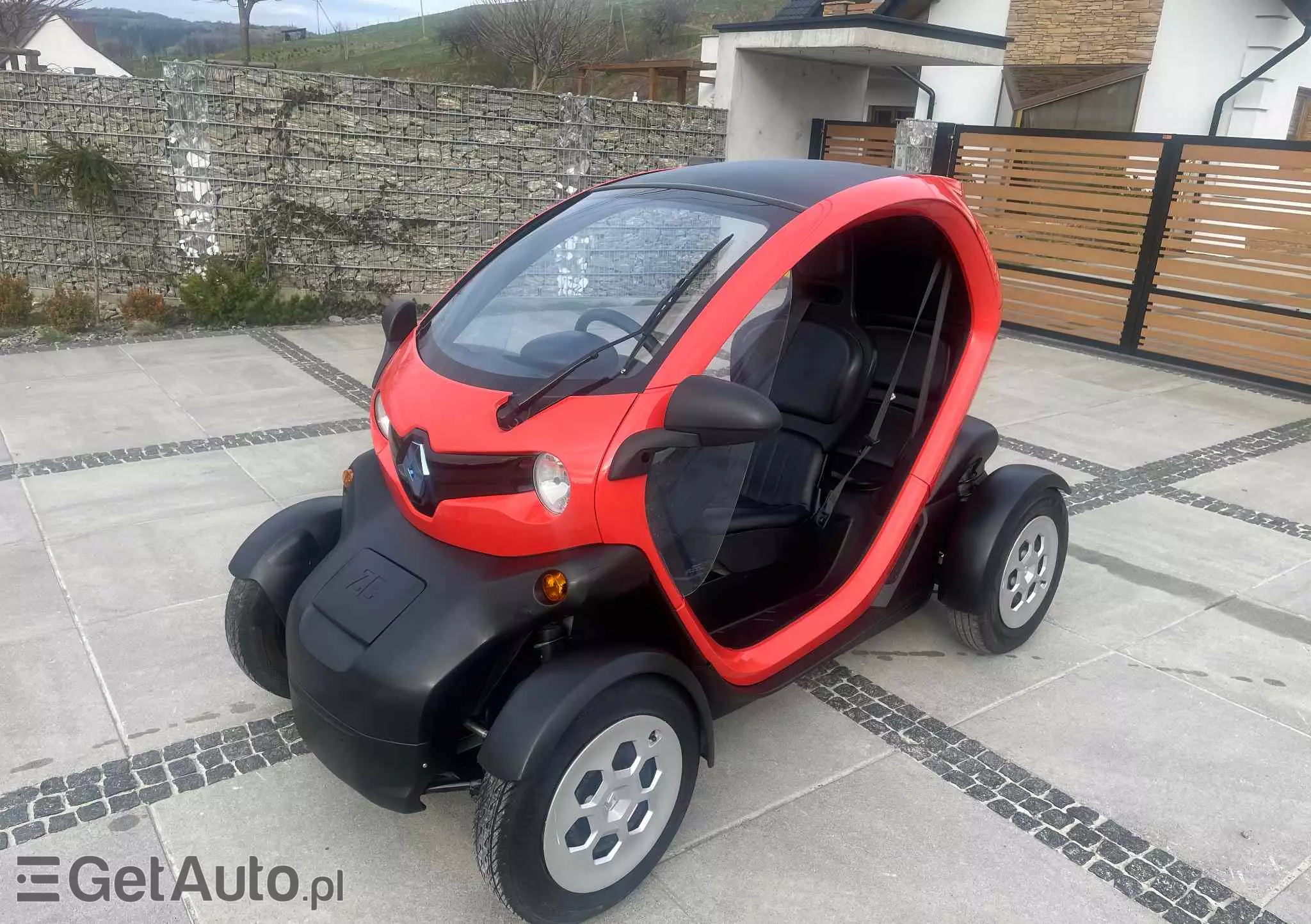 RENAULT Twizy 