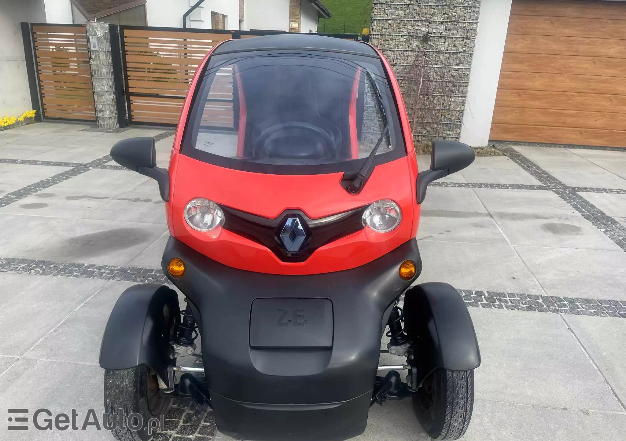 RENAULT Twizy 