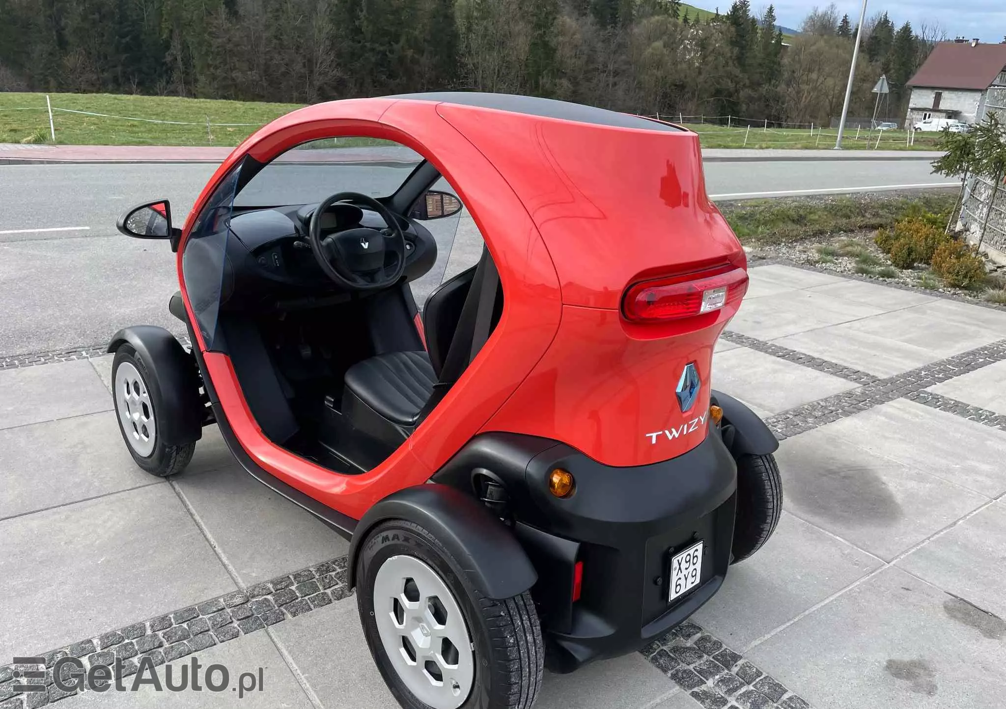 RENAULT Twizy 