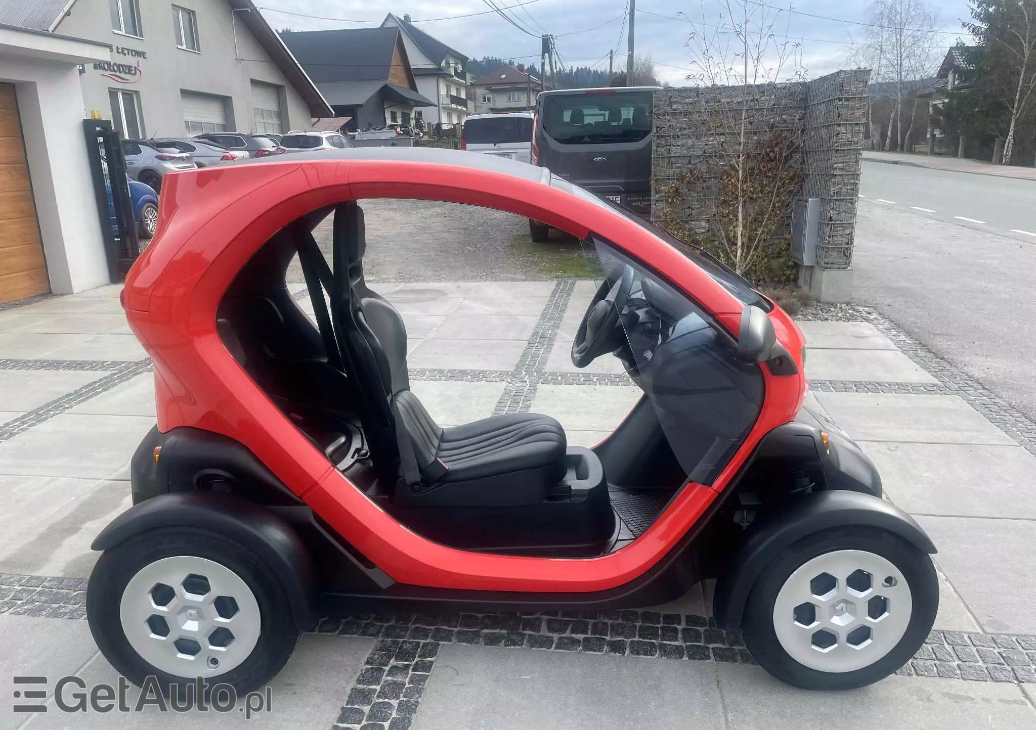 RENAULT Twizy 