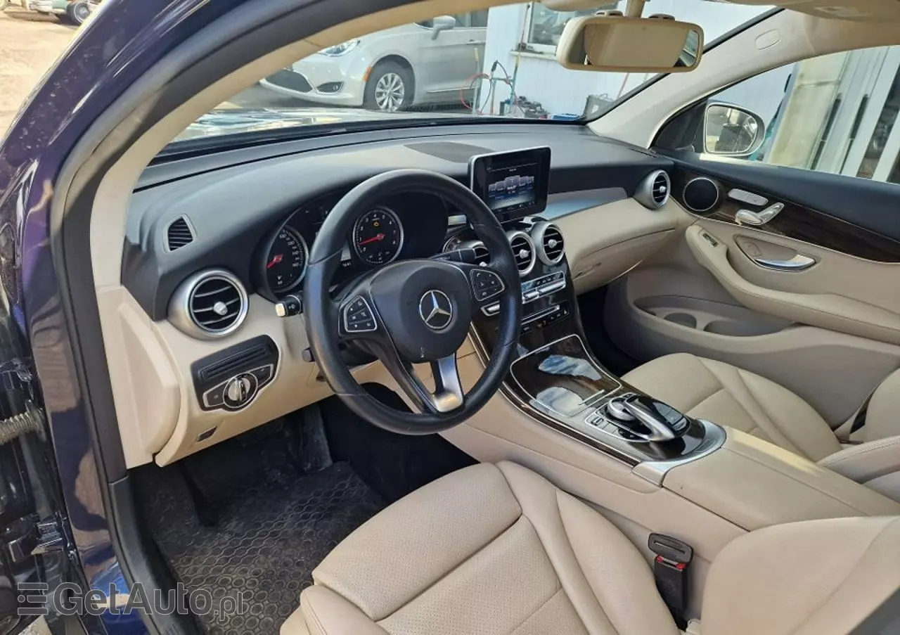 MERCEDES-BENZ GLC Coupe 300 4-Matic