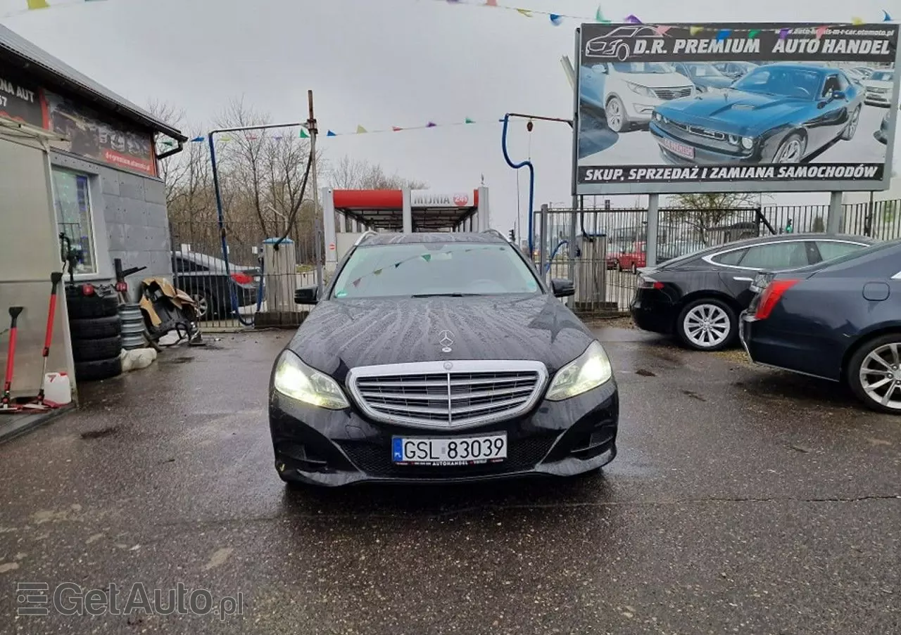 MERCEDES-BENZ Klasa E 220 BlueTEC 9G-TRONIC Avantgarde