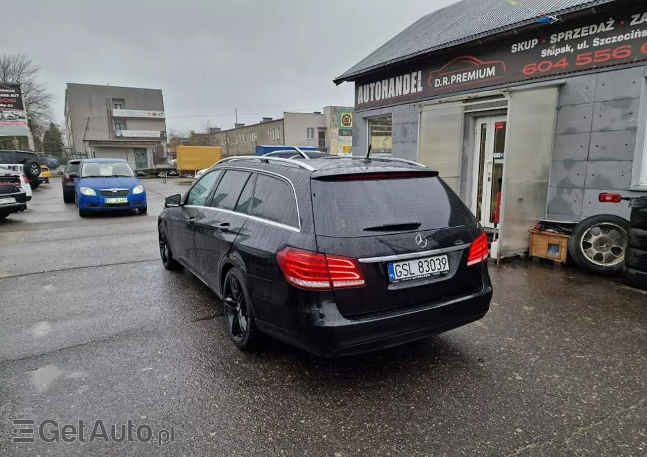 MERCEDES-BENZ Klasa E 220 BlueTEC 9G-TRONIC Avantgarde