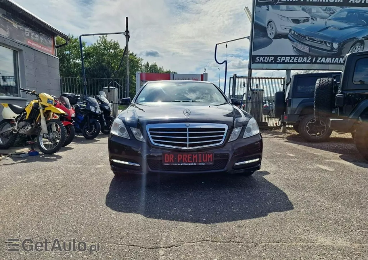 MERCEDES-BENZ Klasa E 220 BlueTEC 7G-TRONIC Avantgarde