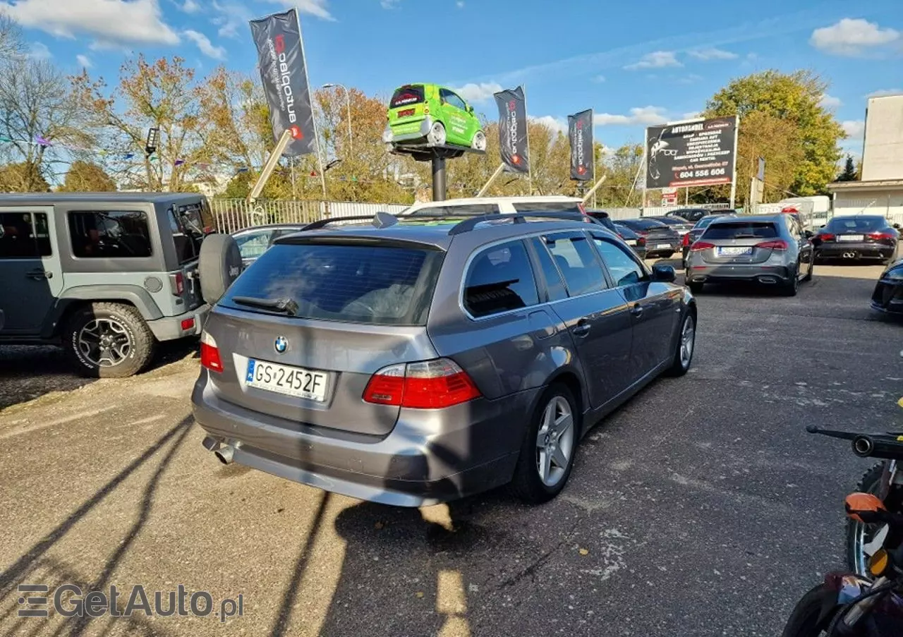 BMW Seria 5 520d Touring Edition Lifestyle