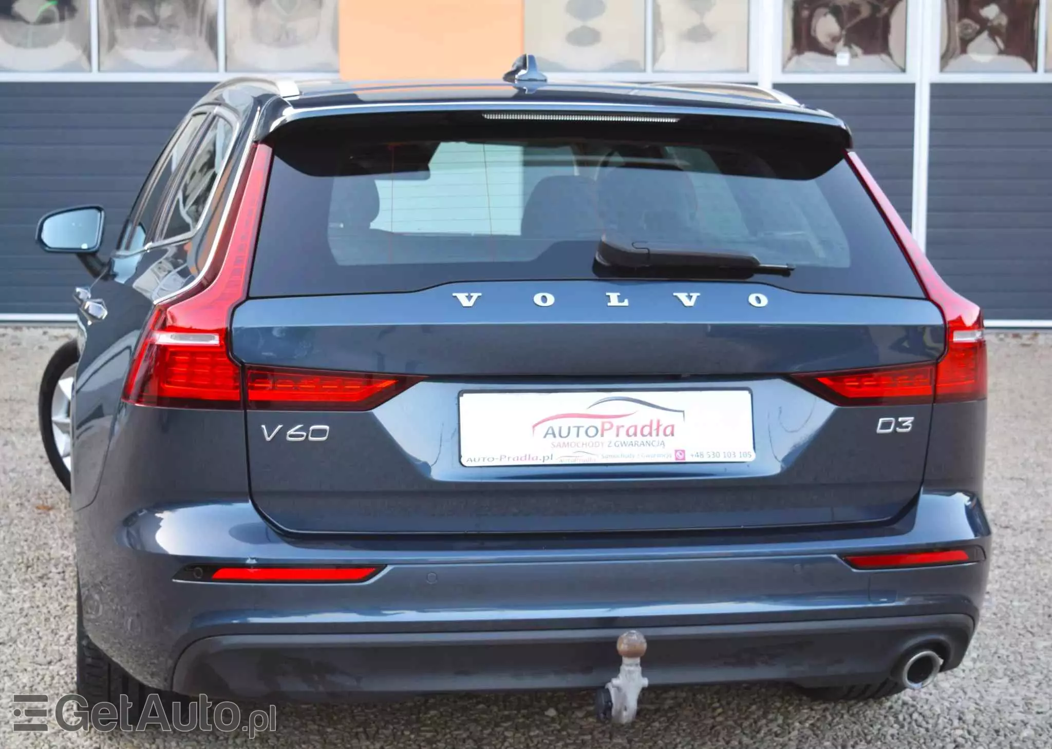 VOLVO V60 D3 Drive-E Dynamic Edition (Momentum)