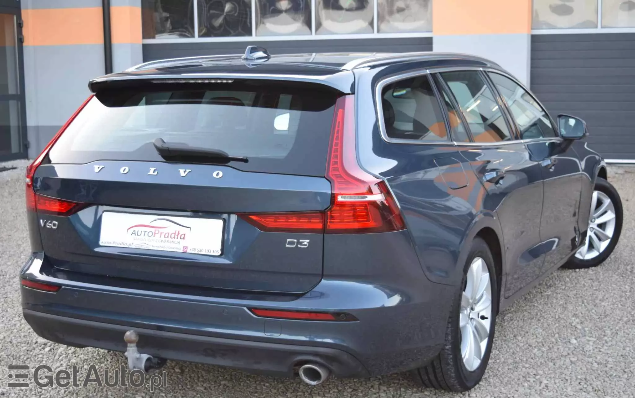 VOLVO V60 D3 Drive-E Dynamic Edition (Momentum)