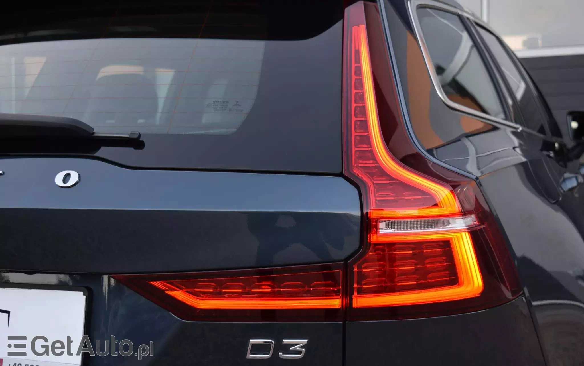 VOLVO V60 D3 Drive-E Dynamic Edition (Momentum)