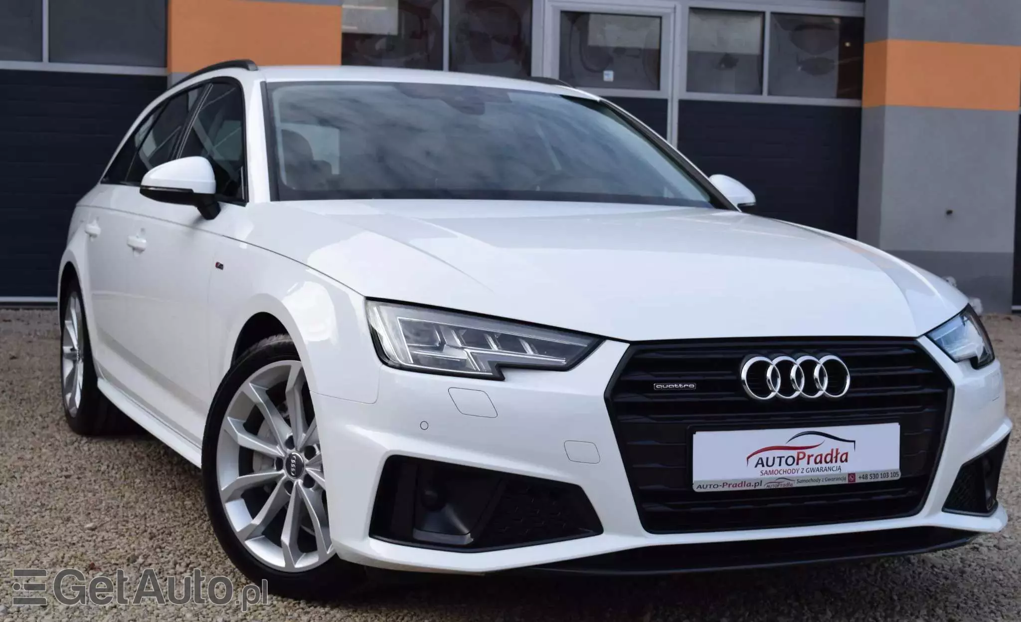 AUDI A4 Avant 40 TDI quattro S tronic S line