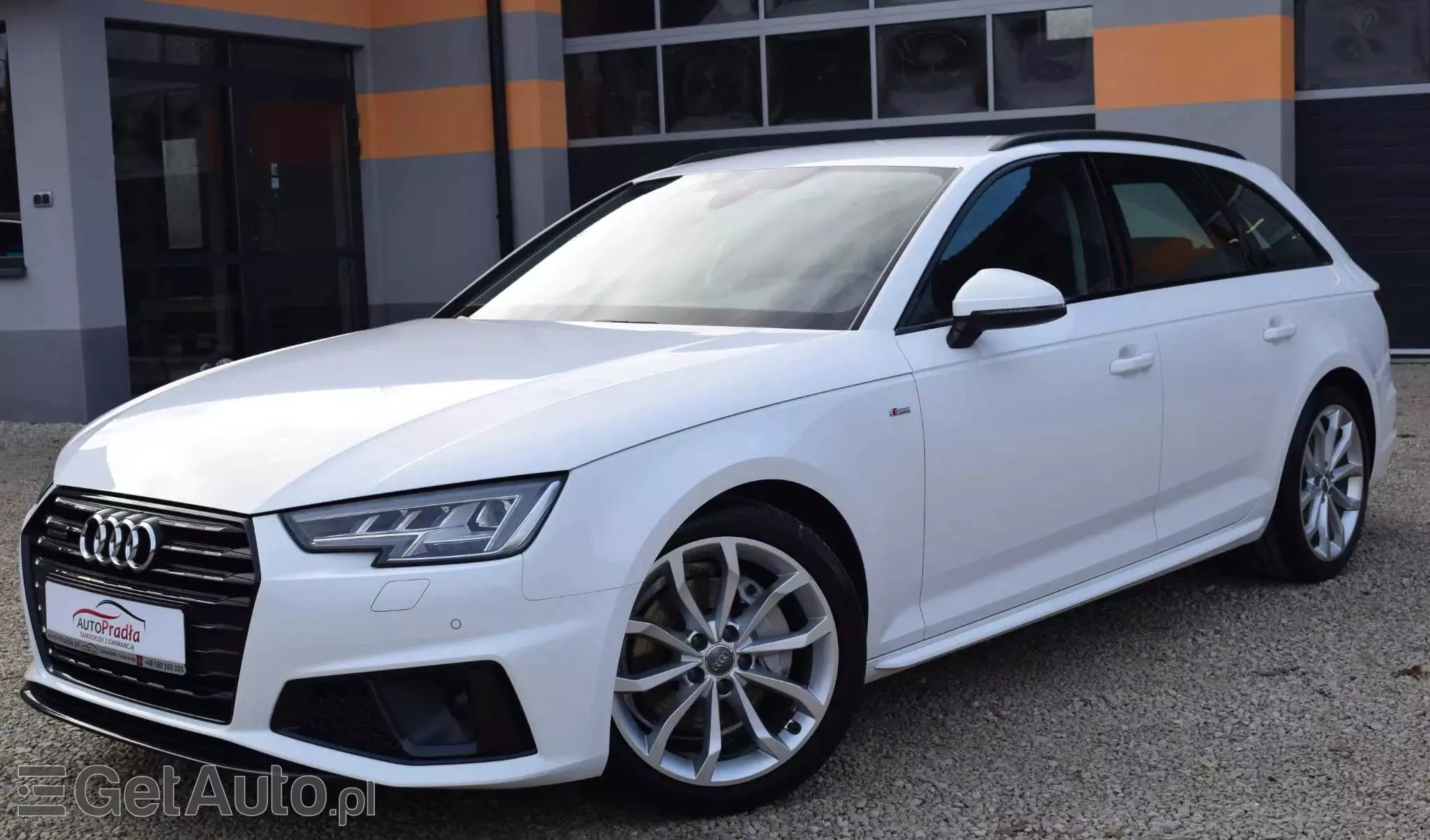 AUDI A4 Avant 40 TDI quattro S tronic S line