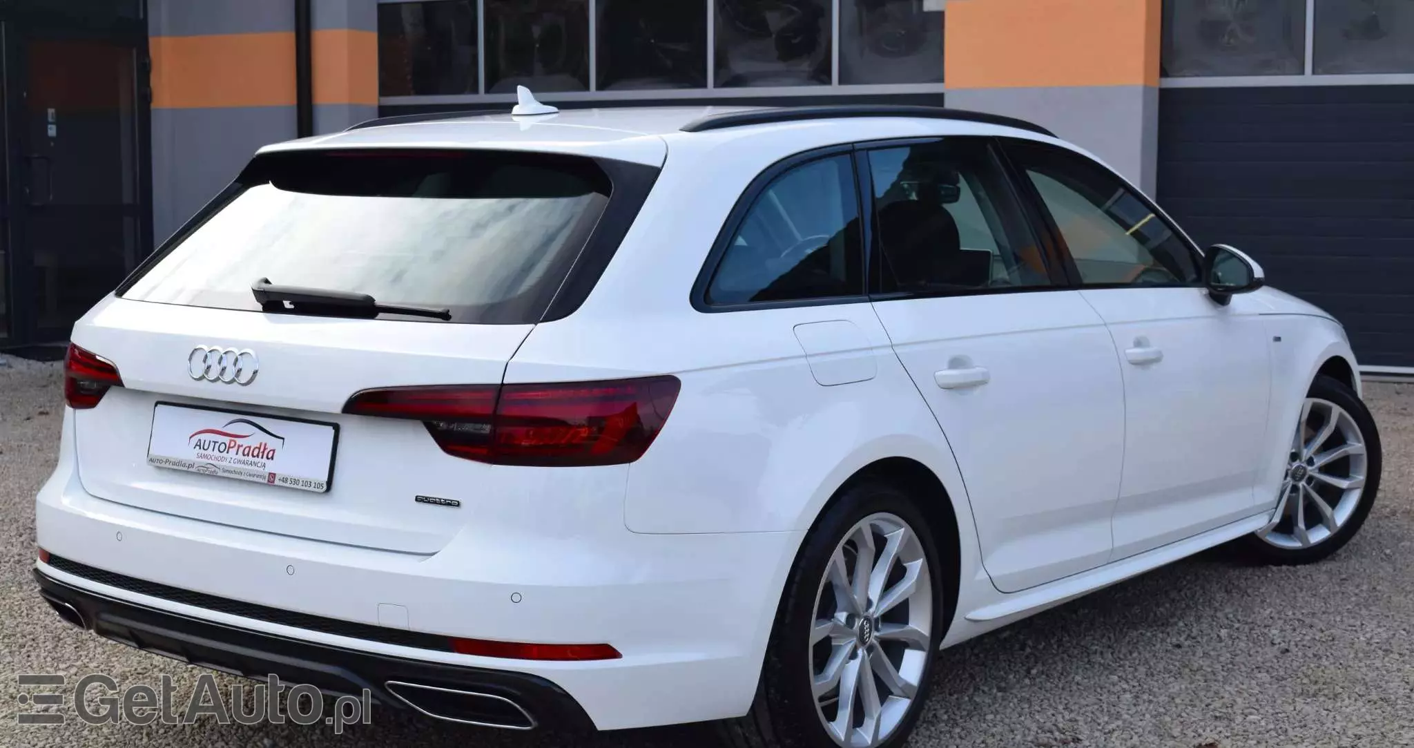 AUDI A4 Avant 40 TDI quattro S tronic S line