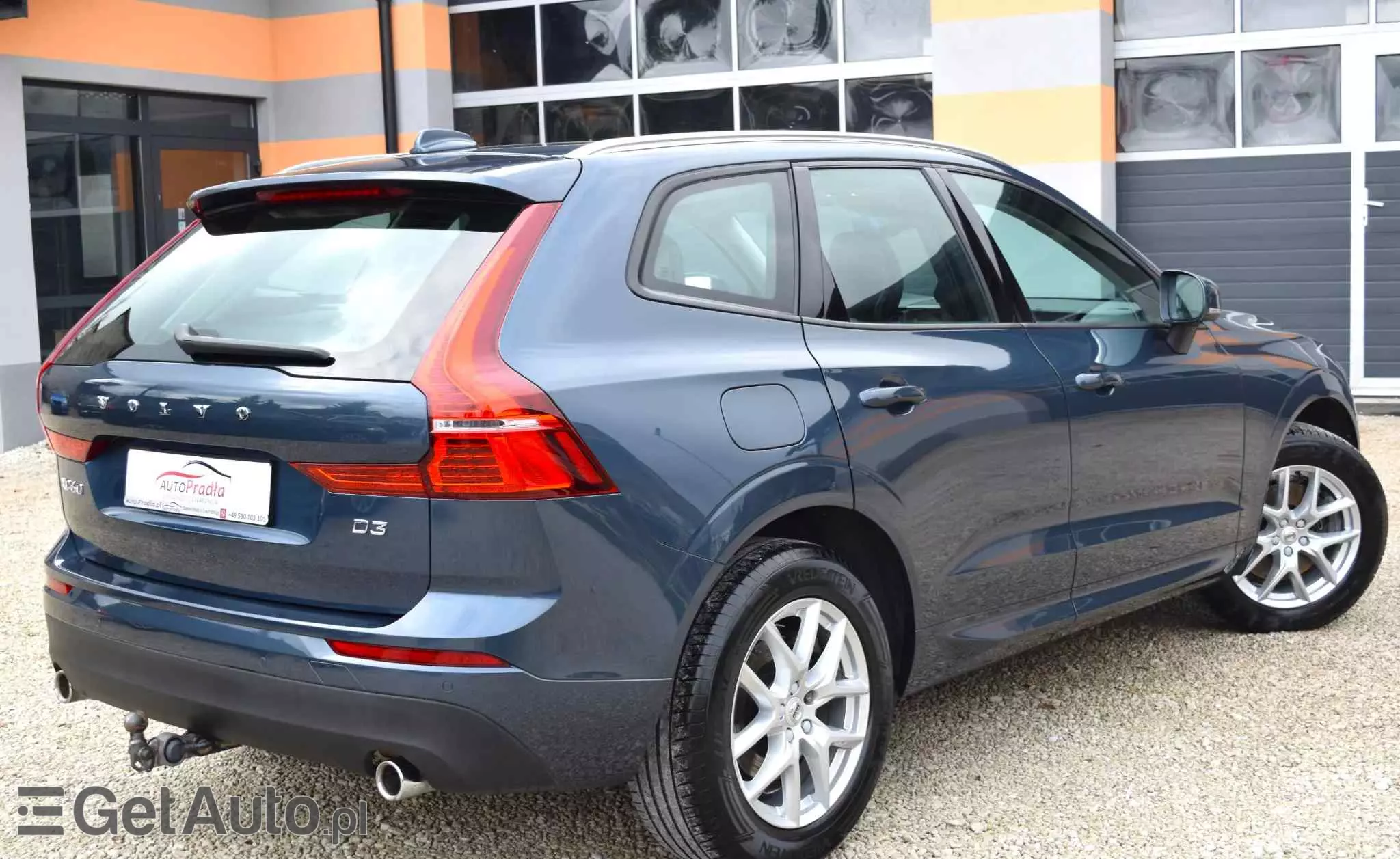 VOLVO XC 60 D3 Momentum Pro