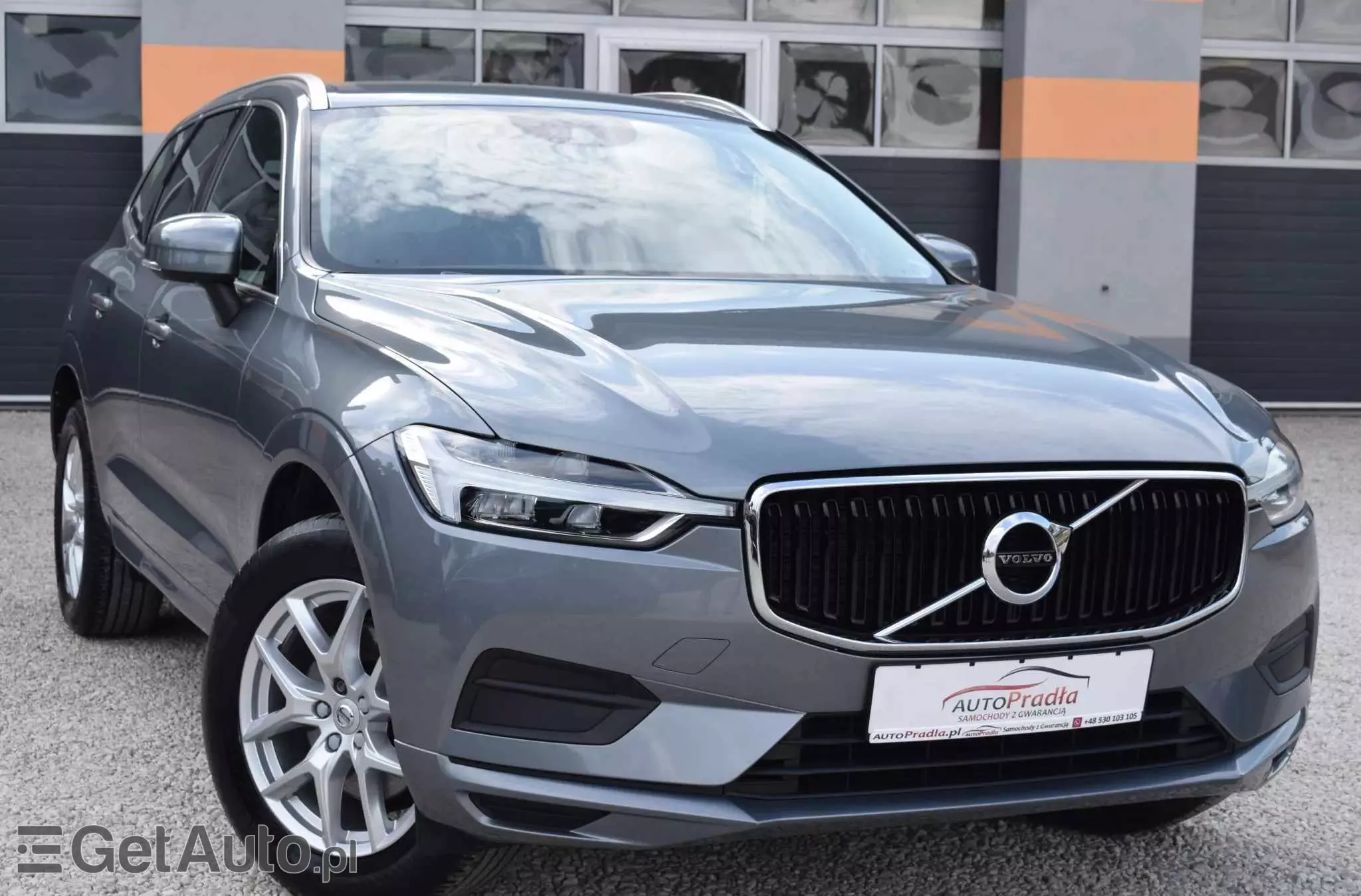 VOLVO XC 60 D3 Momentum Pro