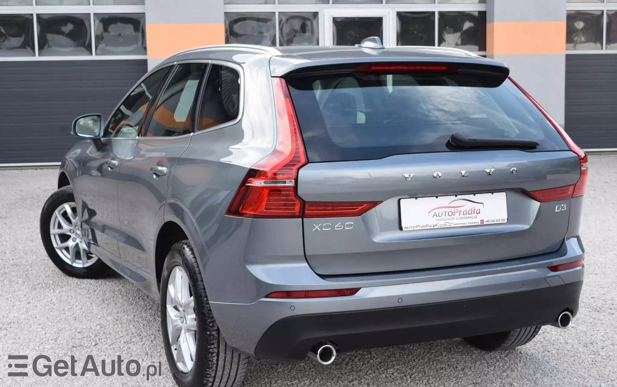 VOLVO XC 60 D3 Momentum Pro