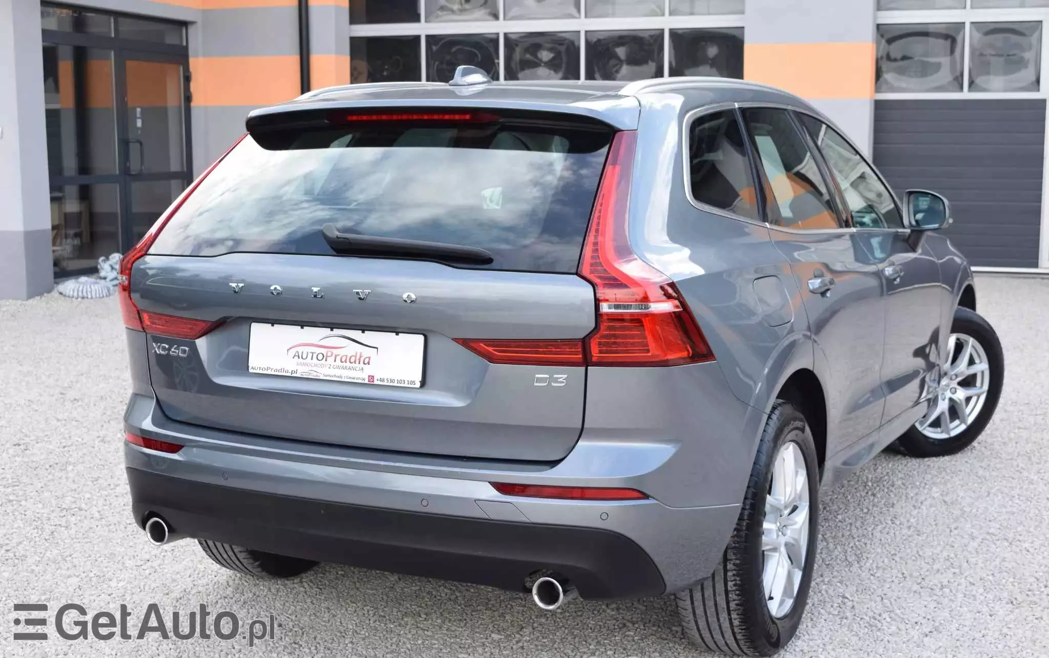 VOLVO XC 60 D3 Momentum Pro