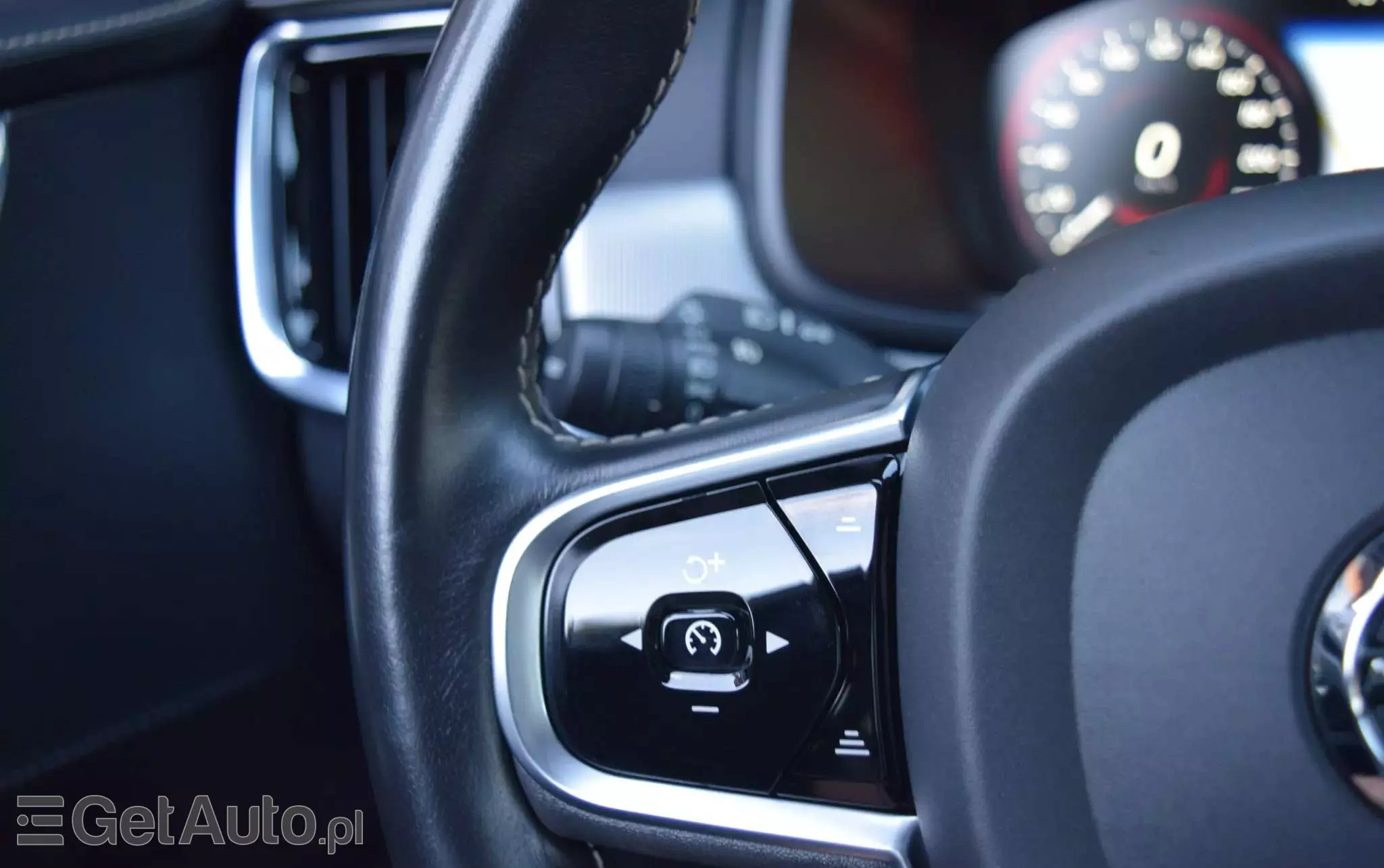 VOLVO V90 D4 Geartronic R Design