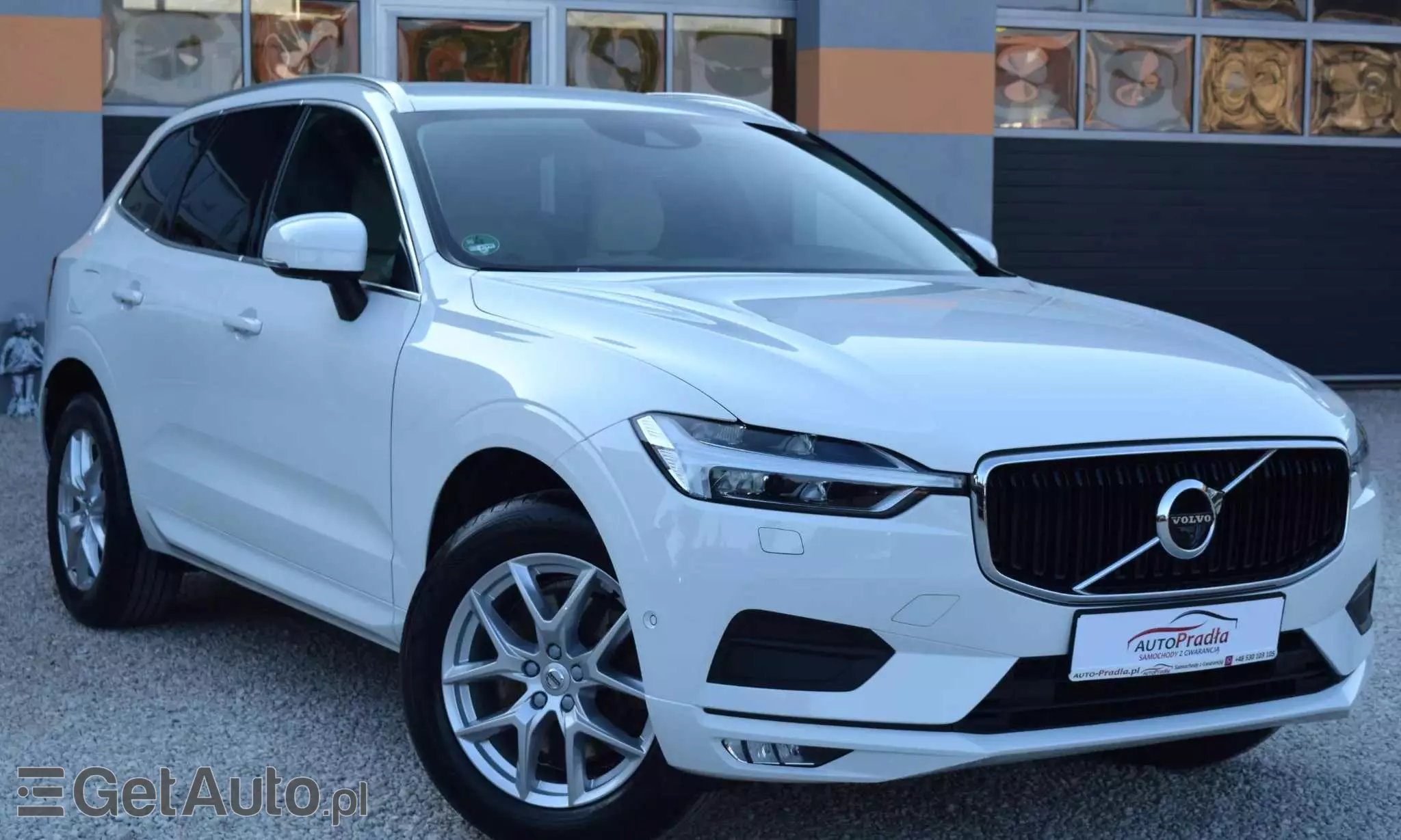 VOLVO XC 60 D4 SCR AWD Momentum