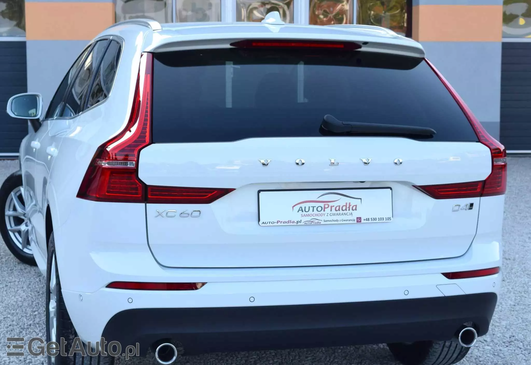 VOLVO XC 60 D4 SCR AWD Momentum