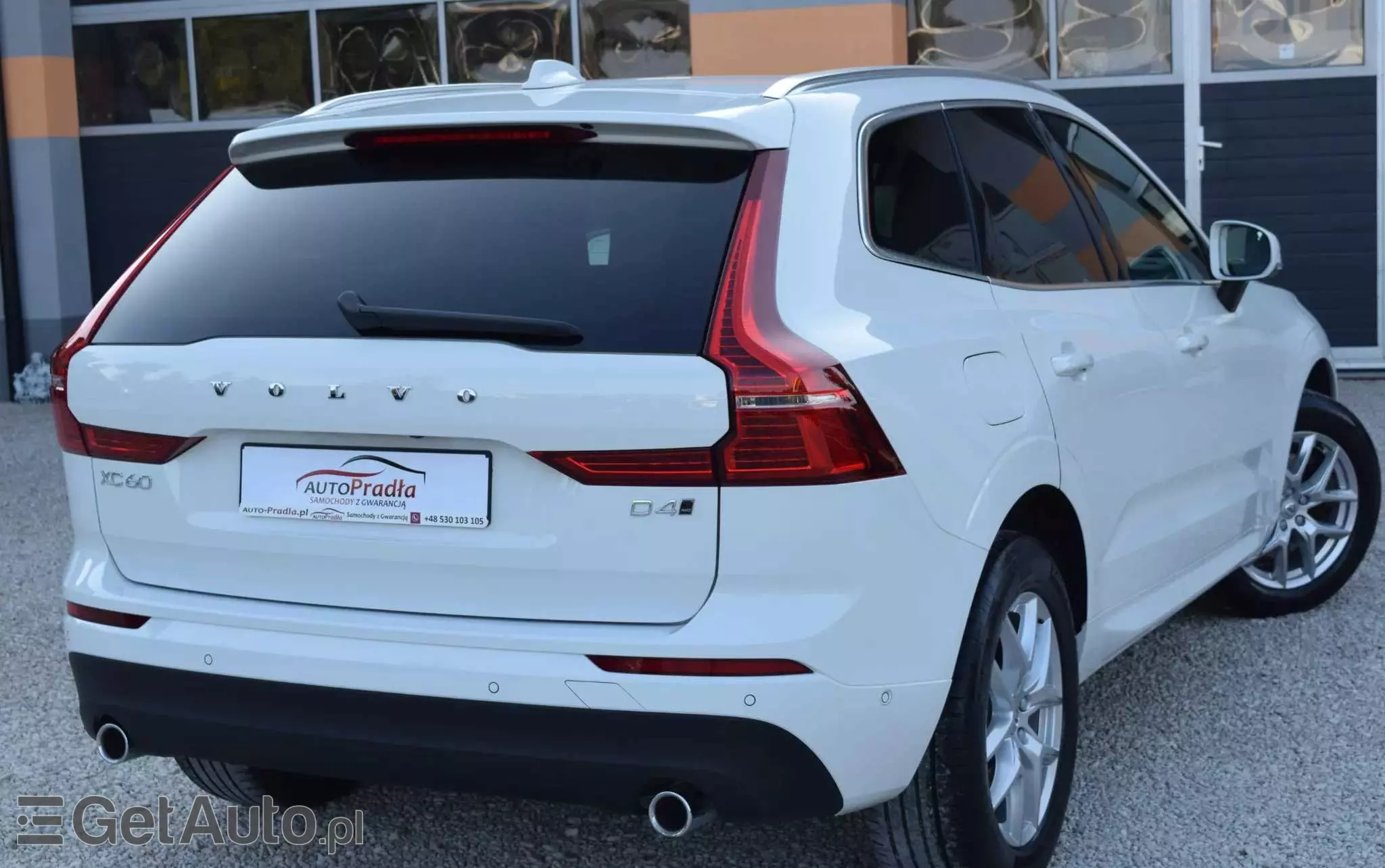 VOLVO XC 60 D4 SCR AWD Momentum