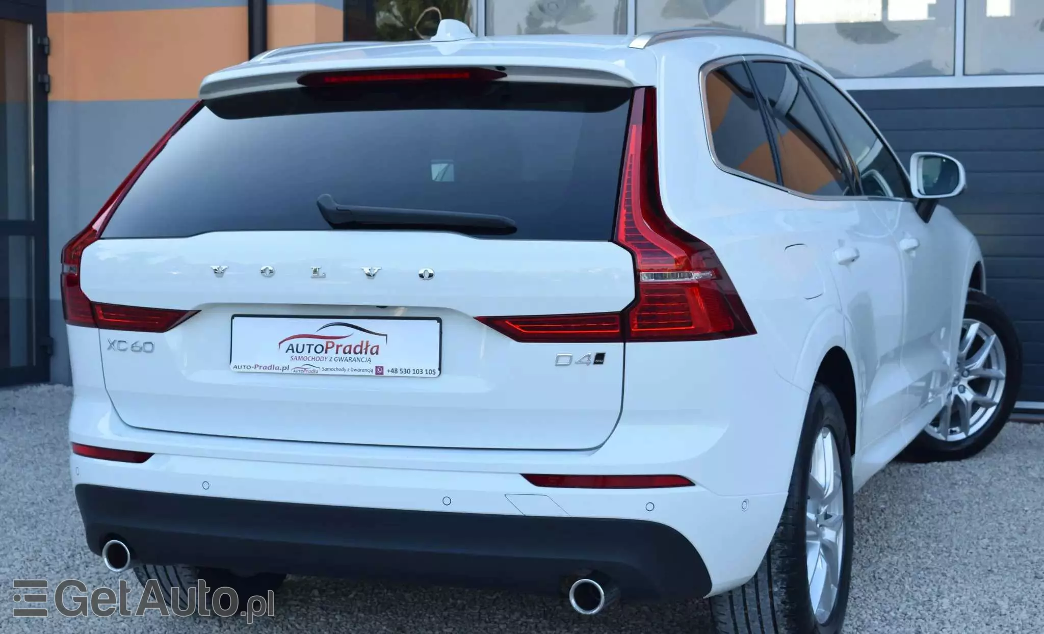 VOLVO XC 60 D4 SCR AWD Momentum