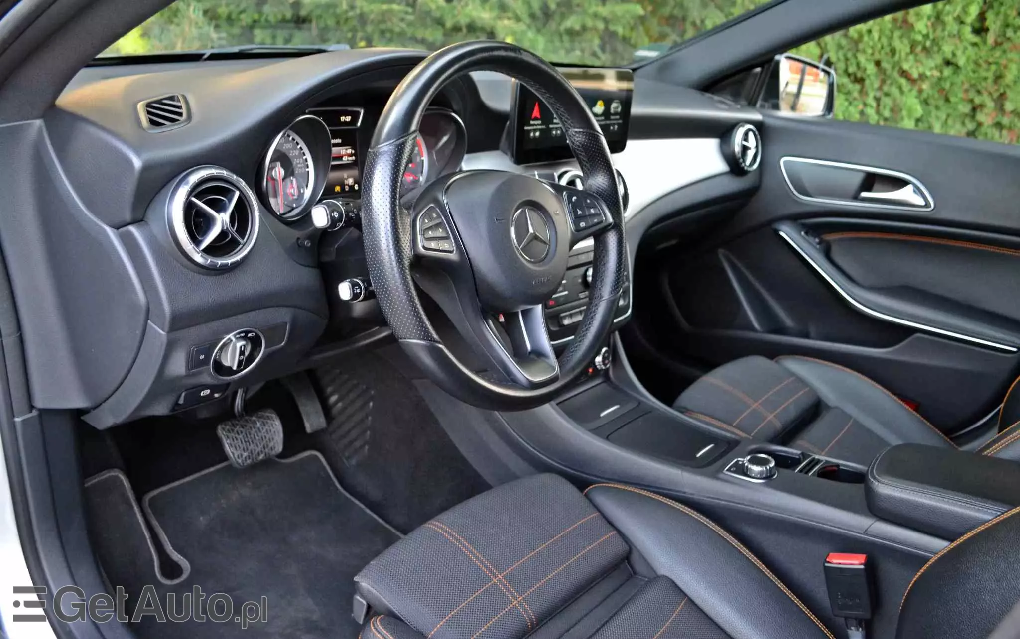 MERCEDES-BENZ CLA 250 7G-DCT Urban