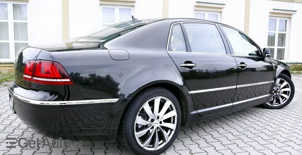 VOLKSWAGEN Phaeton 