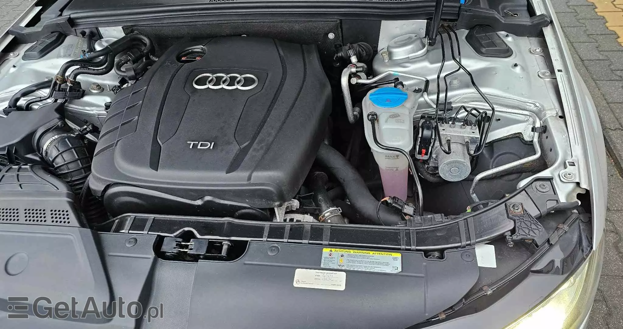 AUDI A4 Avant 2.0 TDI ultra S tronic sport