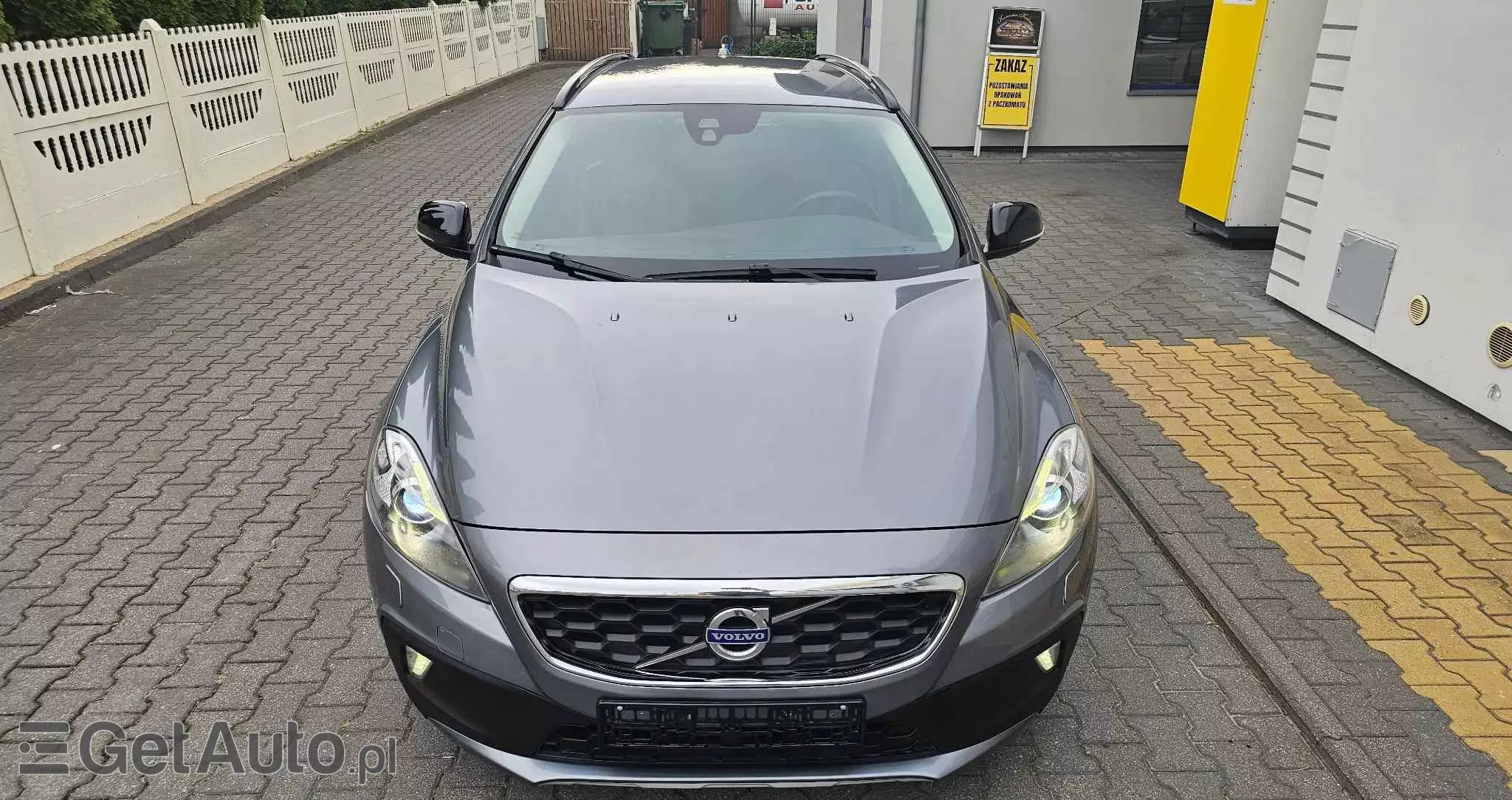 VOLVO V40 Cross Country D2 Drive-E Summum