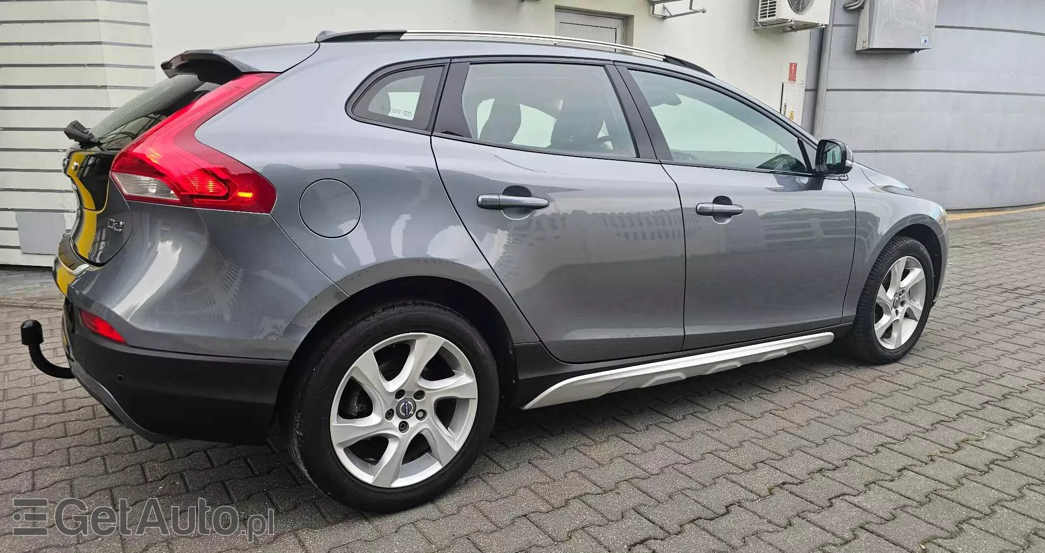 VOLVO V40 Cross Country D2 Drive-E Summum