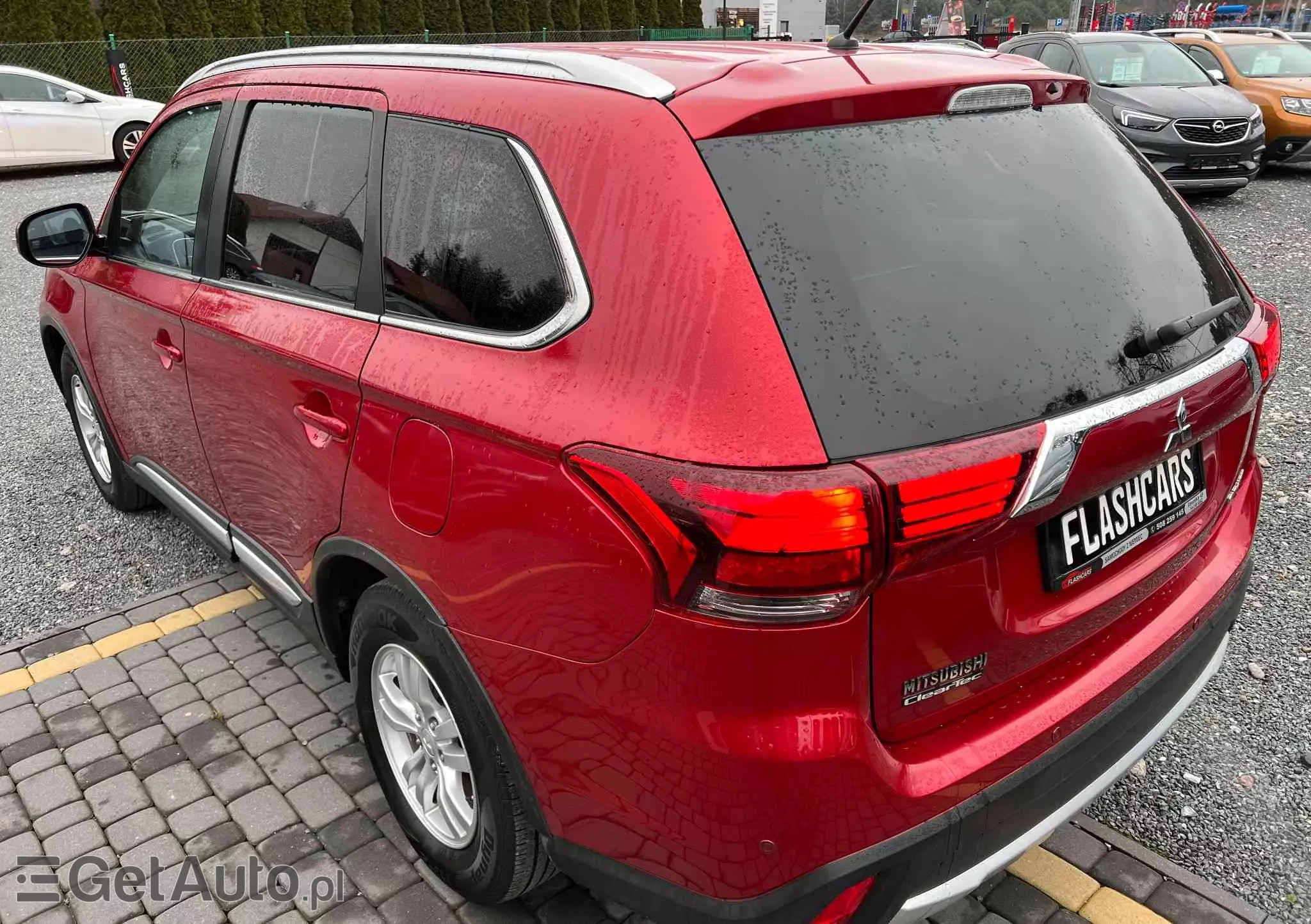 MITSUBISHI Outlander 2.0 2WD Diamant Edition