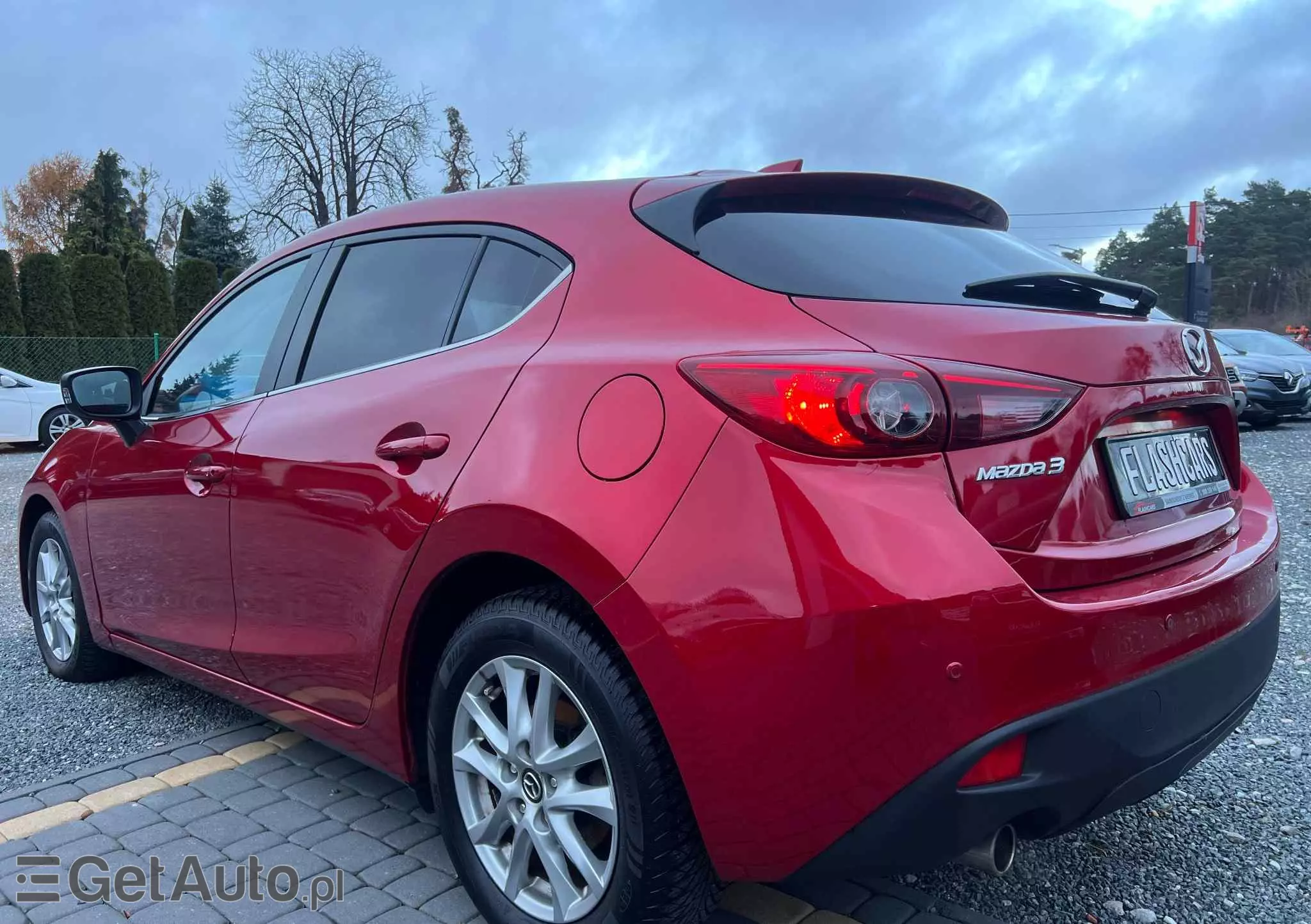 MAZDA 3 SKYACTIV-G 120 Automatik Center-Line