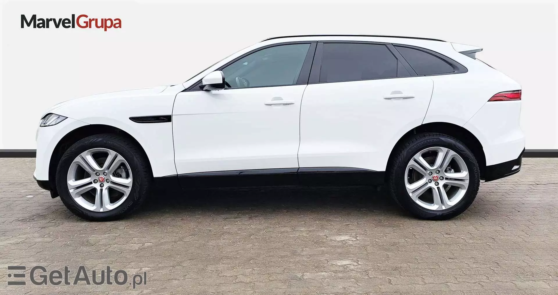 JAGUAR F-Pace 