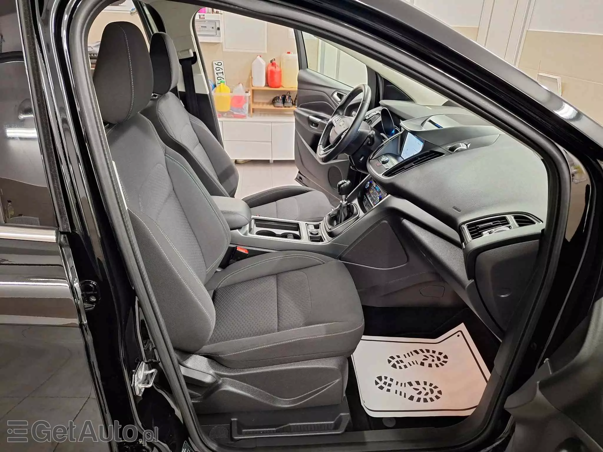 FORD Kuga 1.5 EcoBoost COOL&CONNECT