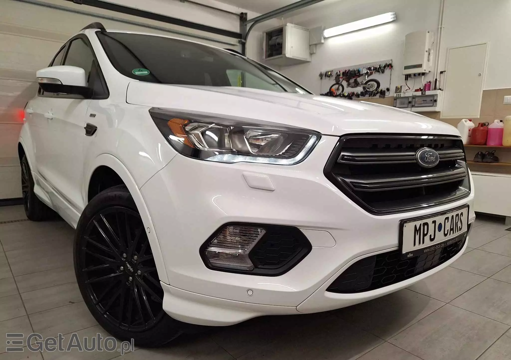 FORD Kuga 1.5 EcoBoost ST-LINE X