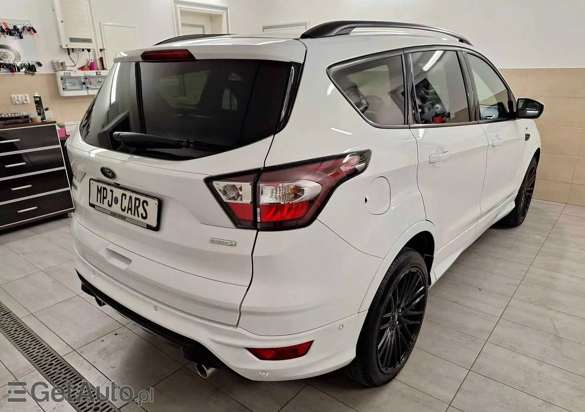 FORD Kuga 1.5 EcoBoost ST-LINE X