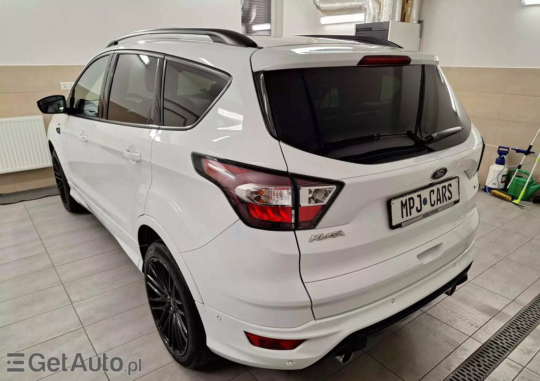 FORD Kuga 1.5 EcoBoost ST-LINE X