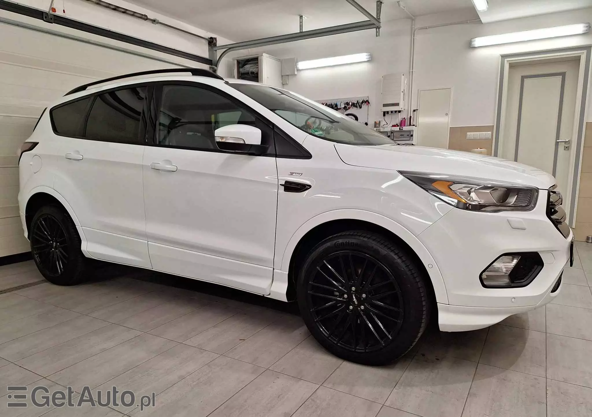 FORD Kuga 1.5 EcoBoost ST-LINE X