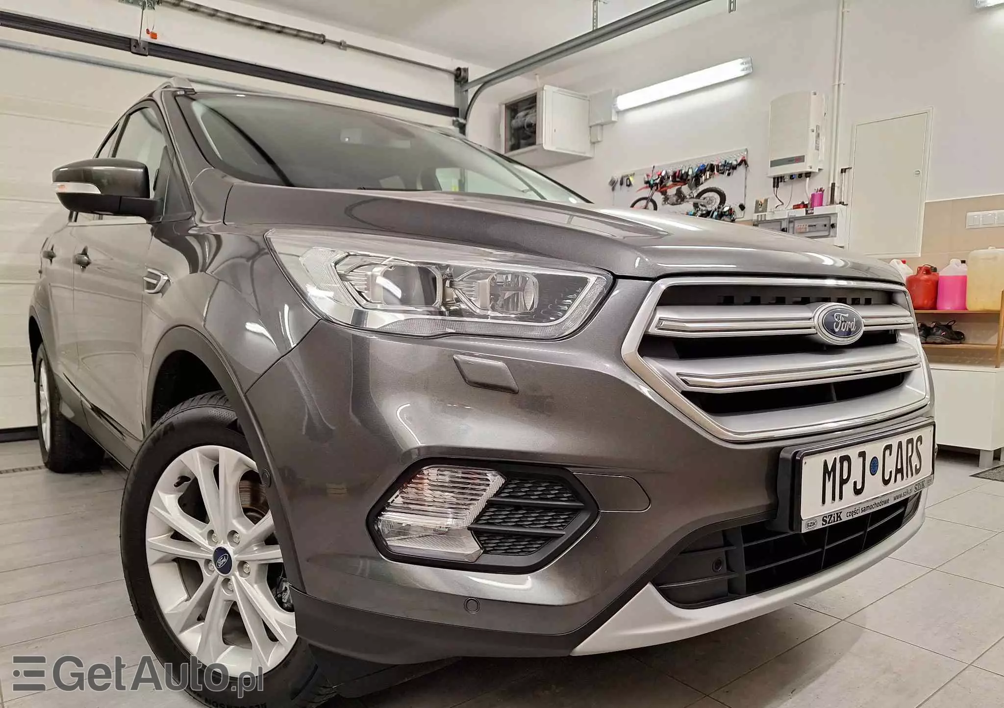 FORD Kuga 1.5 EcoBoost COOL&CONNECT