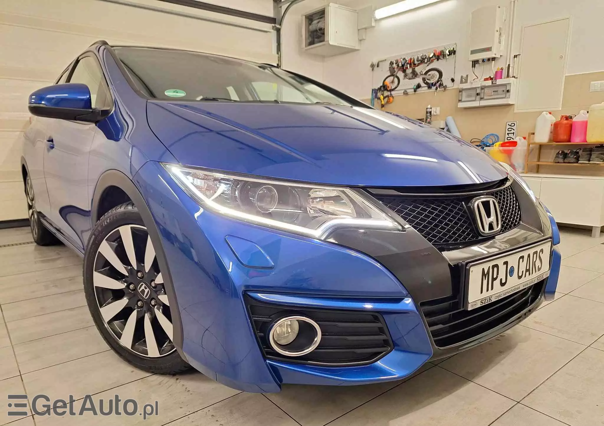 HONDA Civic 1.8 i-VTEC Automatik Executive 40 Jahre Edition