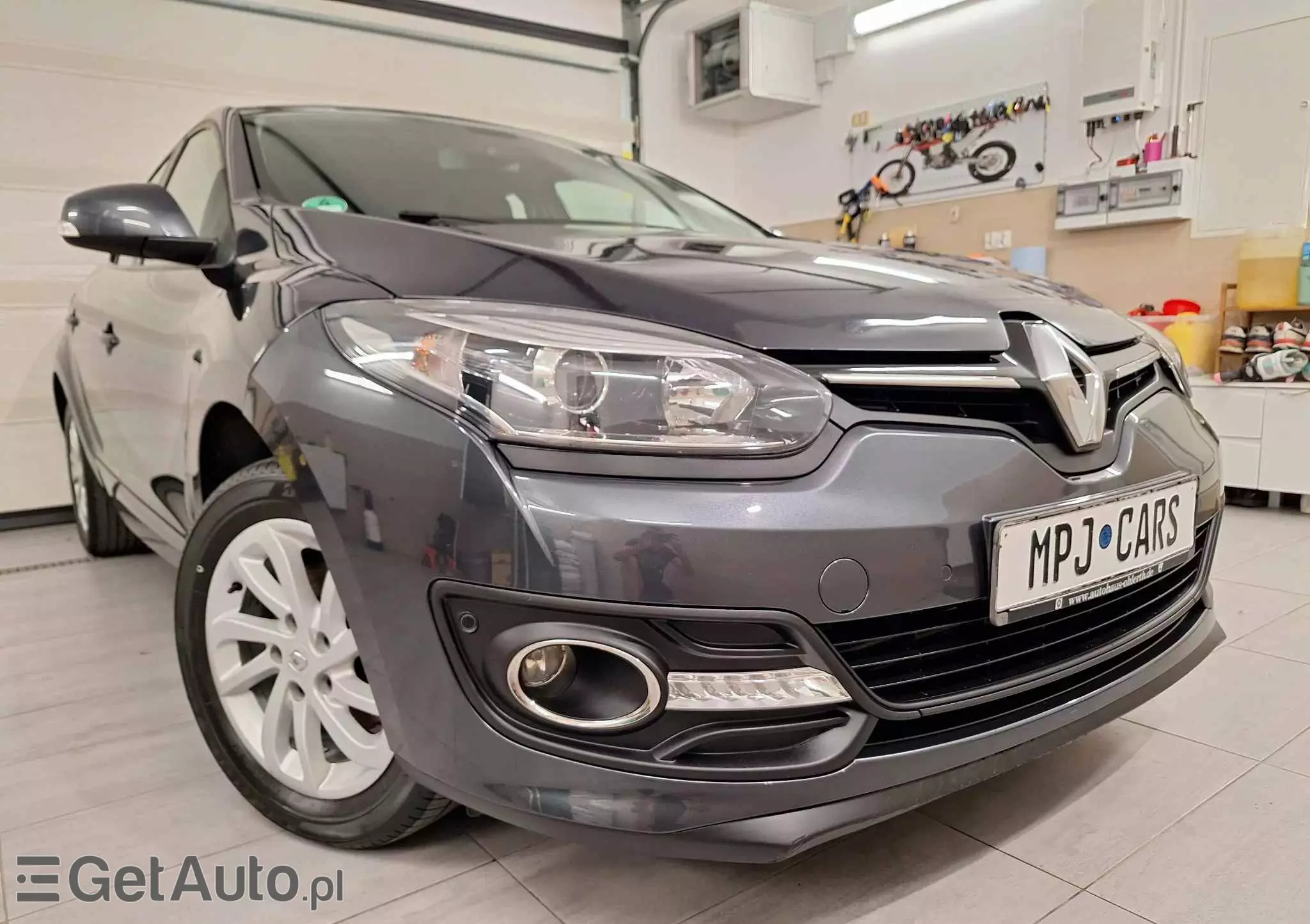 RENAULT Megane 1.2 16V TCe Energy Limited EU6