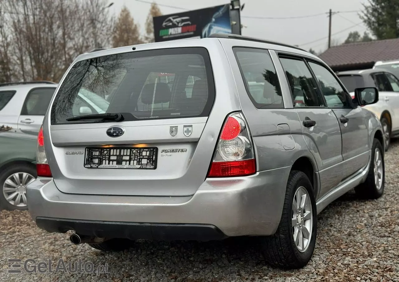 SUBARU Forester 