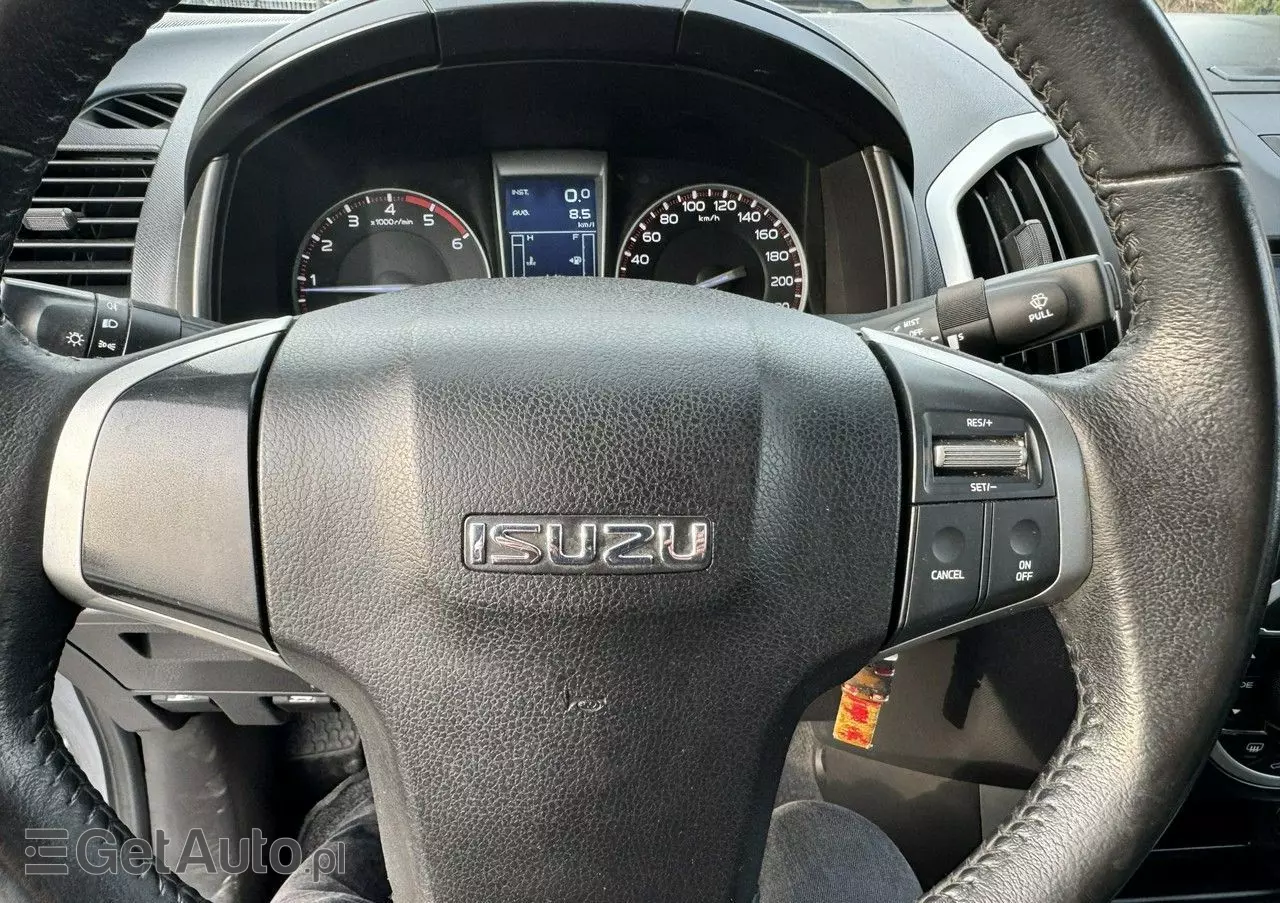 ISUZU D-Max 