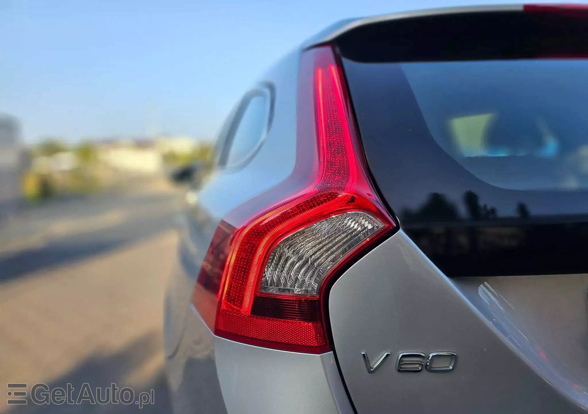 VOLVO V60 T3 Momentum