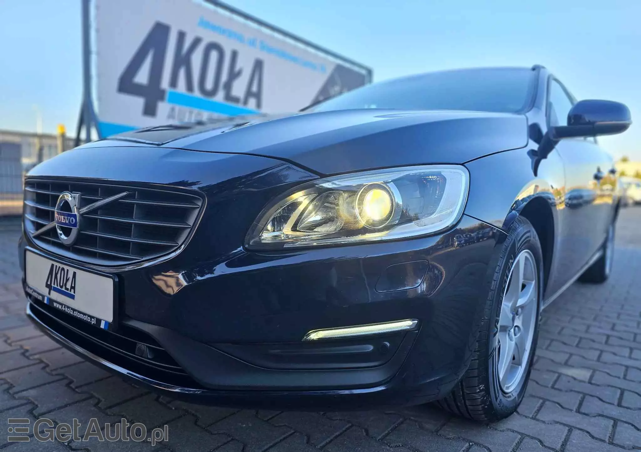 VOLVO V60 D3 Geartronic Momentum Pro