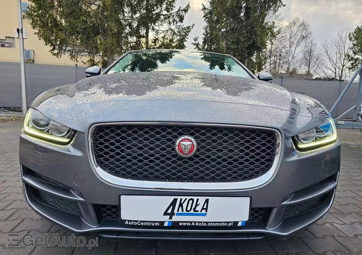 JAGUAR XE E-Performance Portfolio