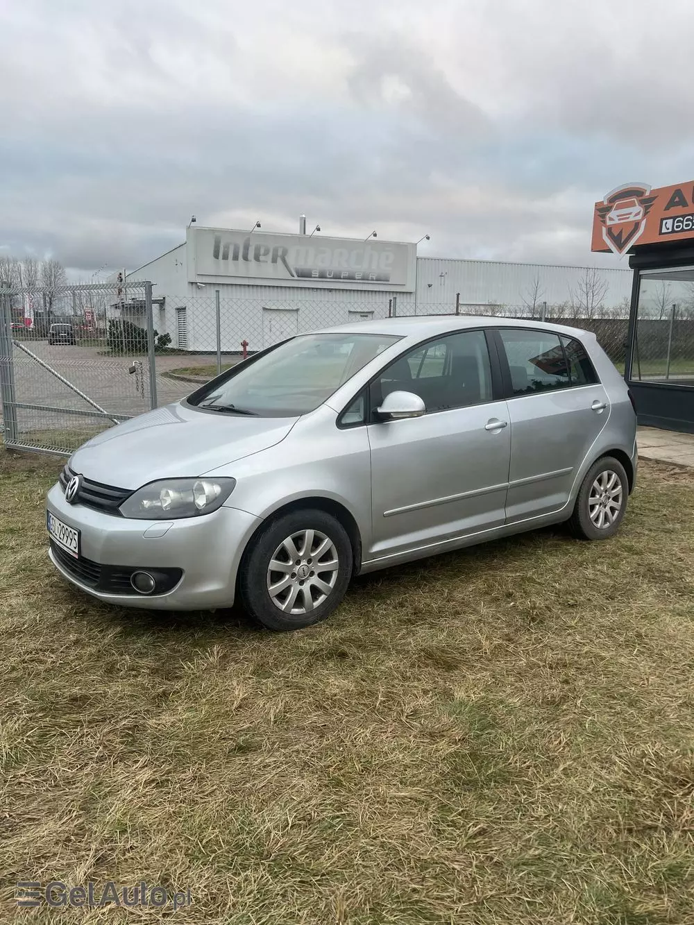 VOLKSWAGEN Golf Plus 