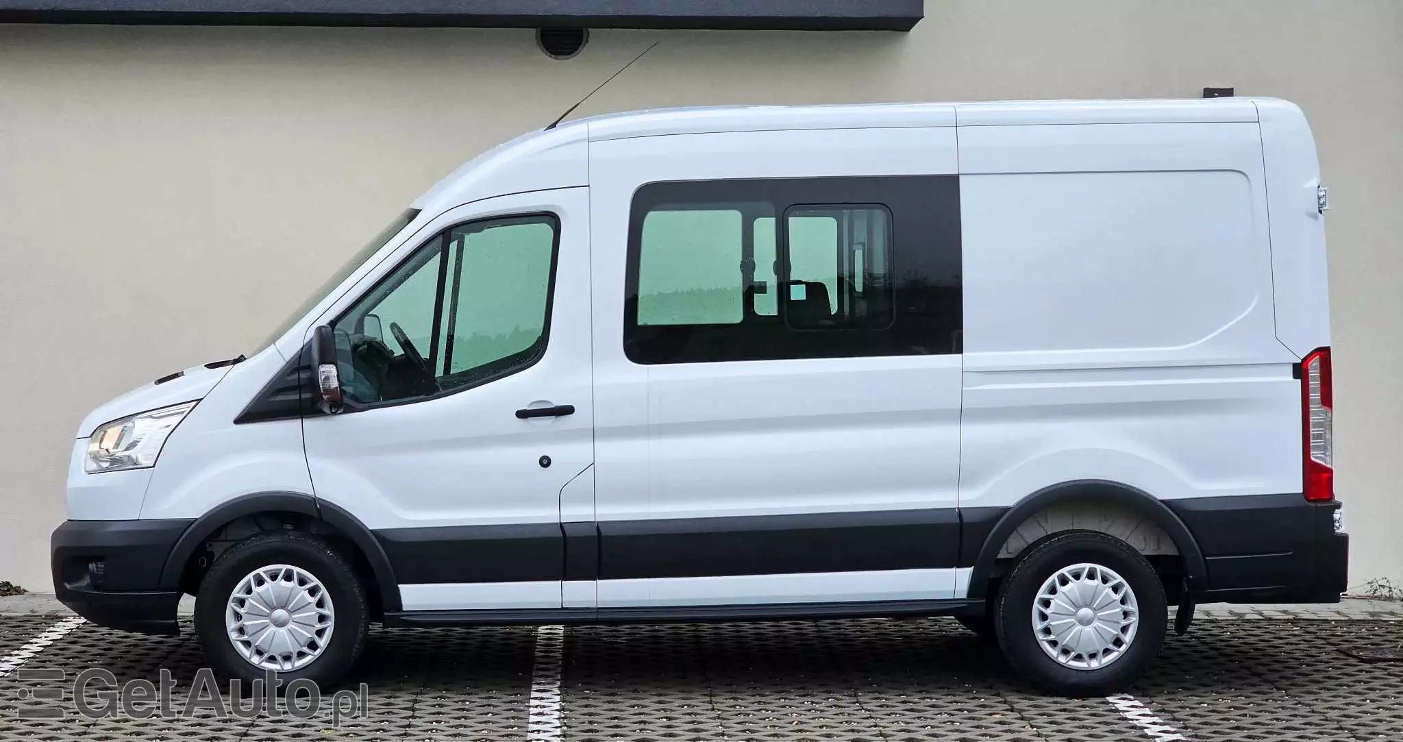 FORD Transit L2H2 Brygadówka 