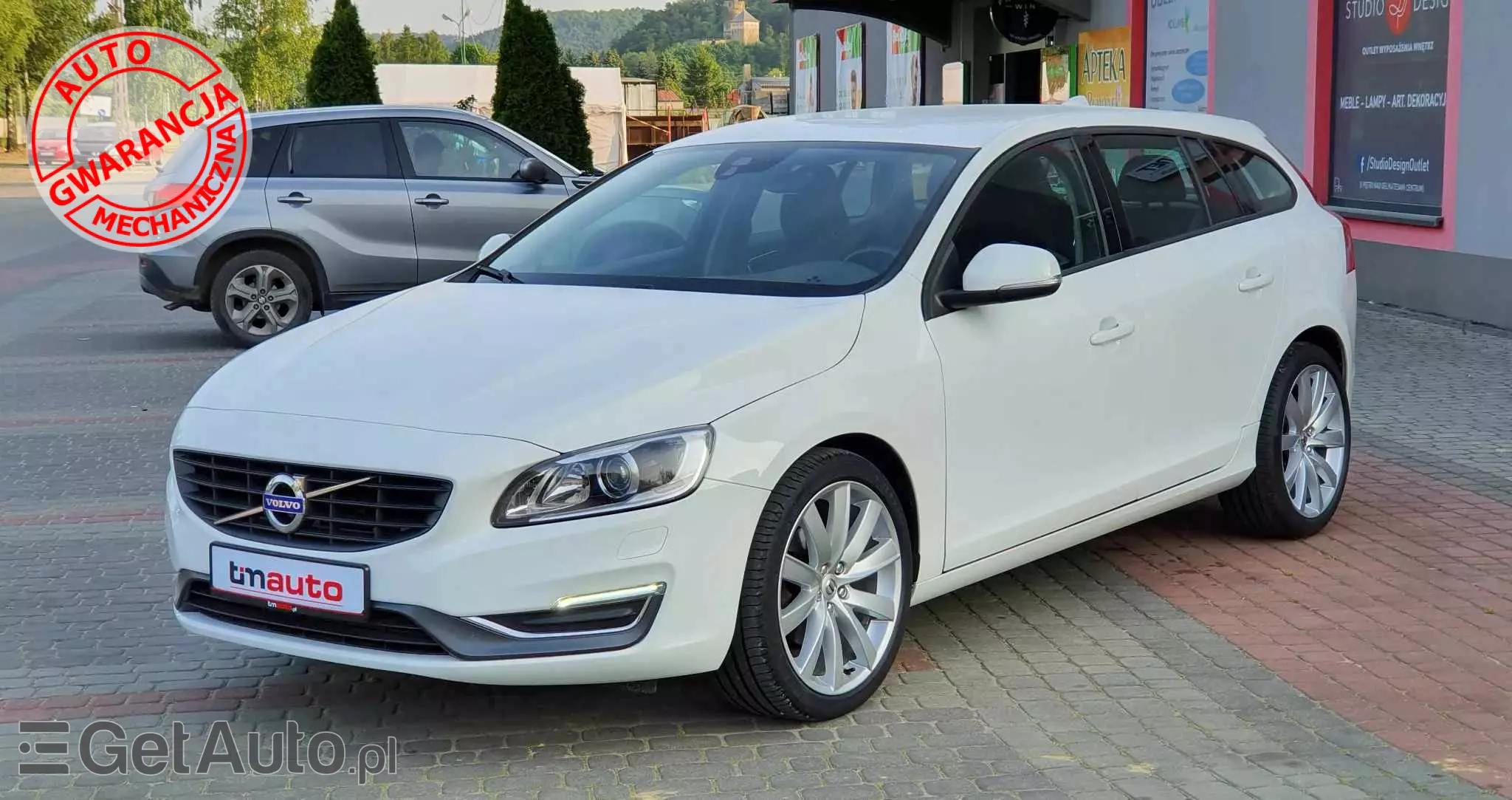 VOLVO V60 D3 Drive-E Dynamic Edition (Momentum)