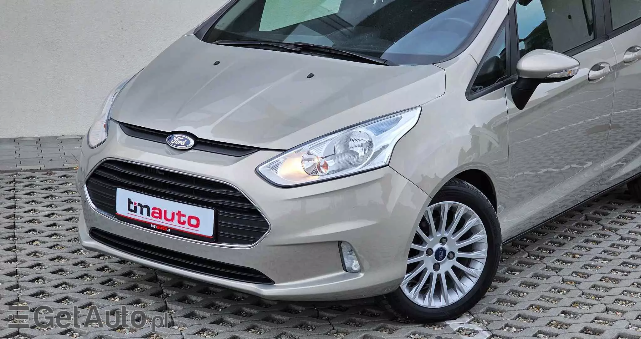 FORD B-MAX 1.0 EcoBoost Titanium