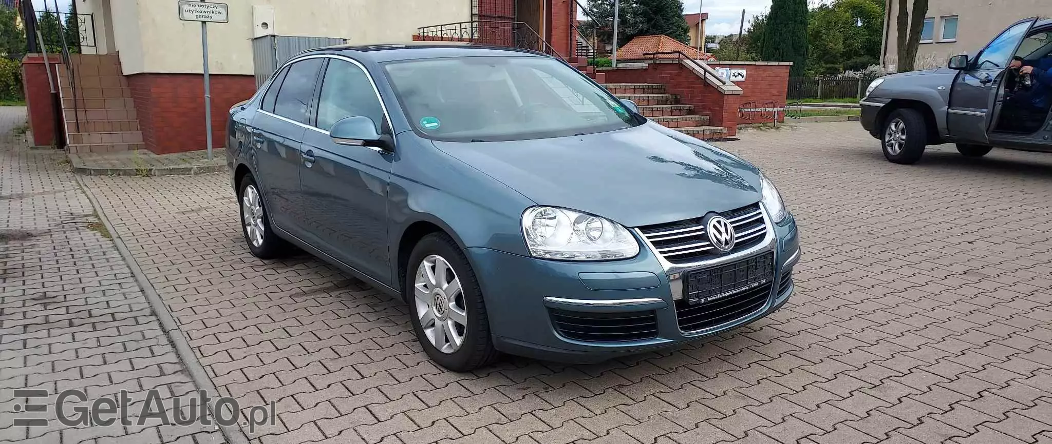 VOLKSWAGEN Jetta 1.6 Comfortline